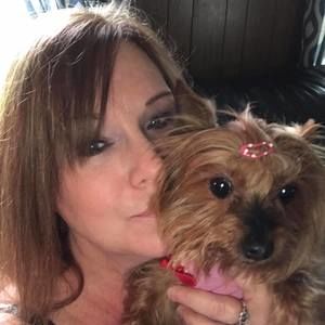 Meet your Posher, Christine